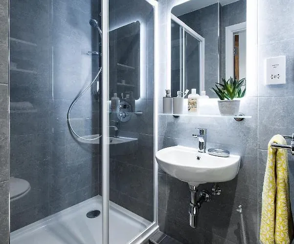 Yugo Explore - Kavanagh Court * Dublin