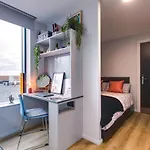 Yugo Explore - Kavanagh Court Daire *