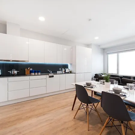 Yugo Explore - Kavanagh Court شقة