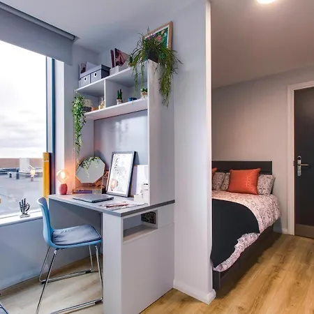 Yugo Explore - Kavanagh Court Apartment *