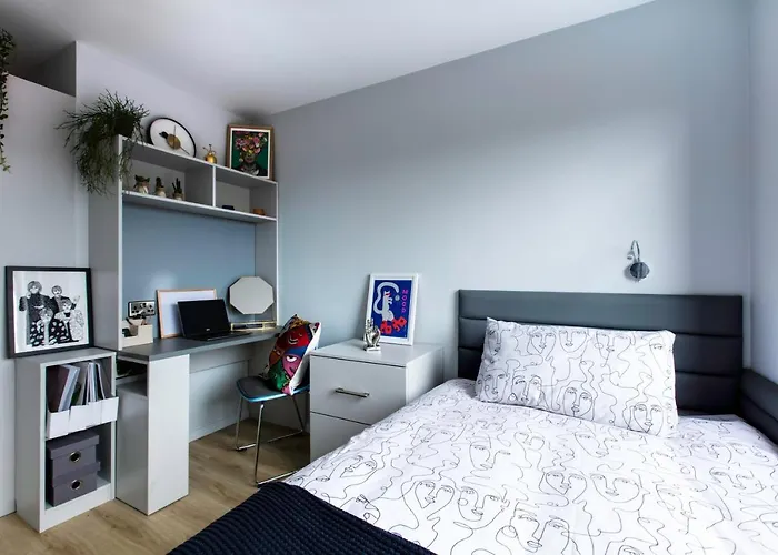 Yugo Explore - Kavanagh Court * Dublin