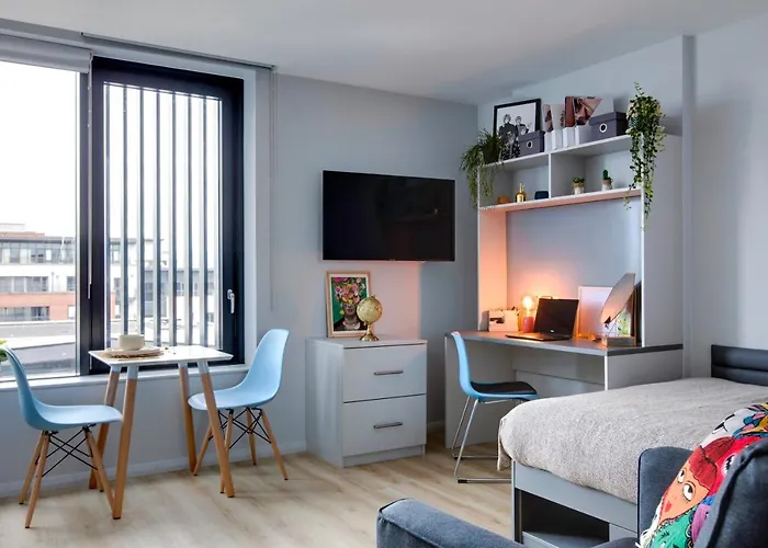 Yugo Explore - Kavanagh Court Apartament *